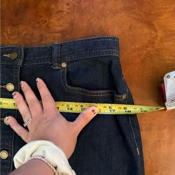 Chaps Button Down Front Denim Jean Skirt Women's Size 8 Dark Blue - Picture 7 of 11